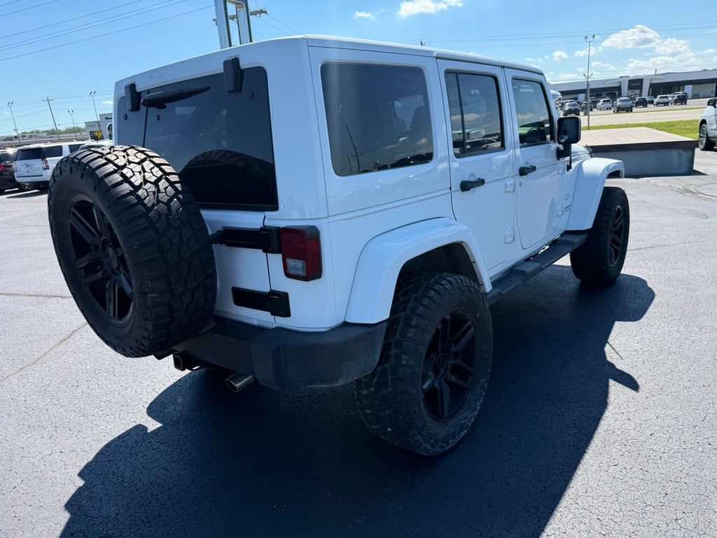 Used 2012 Jeep Wrangler Unlimited Sahara w/ Connectivity Group AWD/4WD image 6