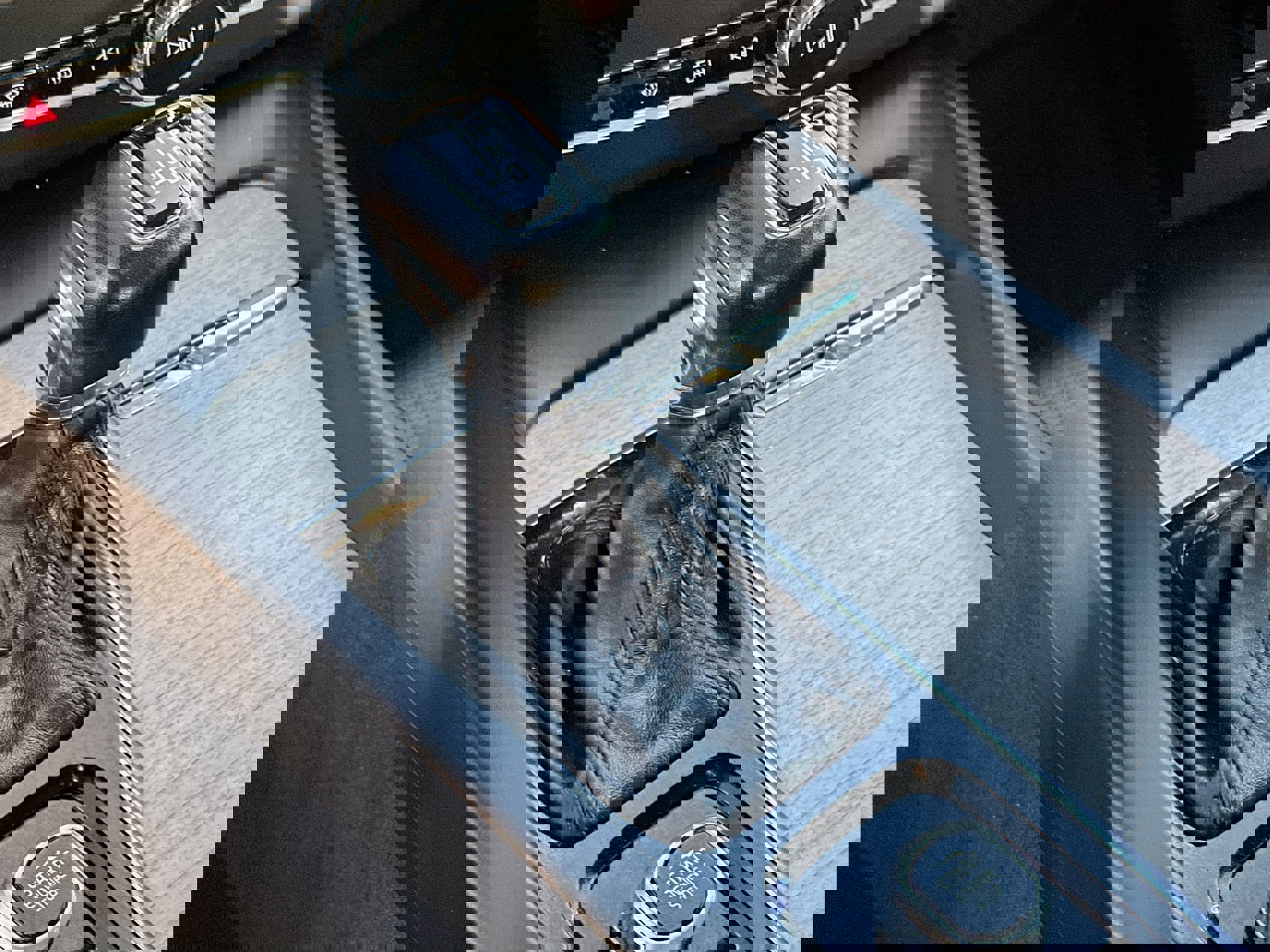 Used 2020 Volvo XC60 T6 Inscription w/ Protection Package Premier image 15