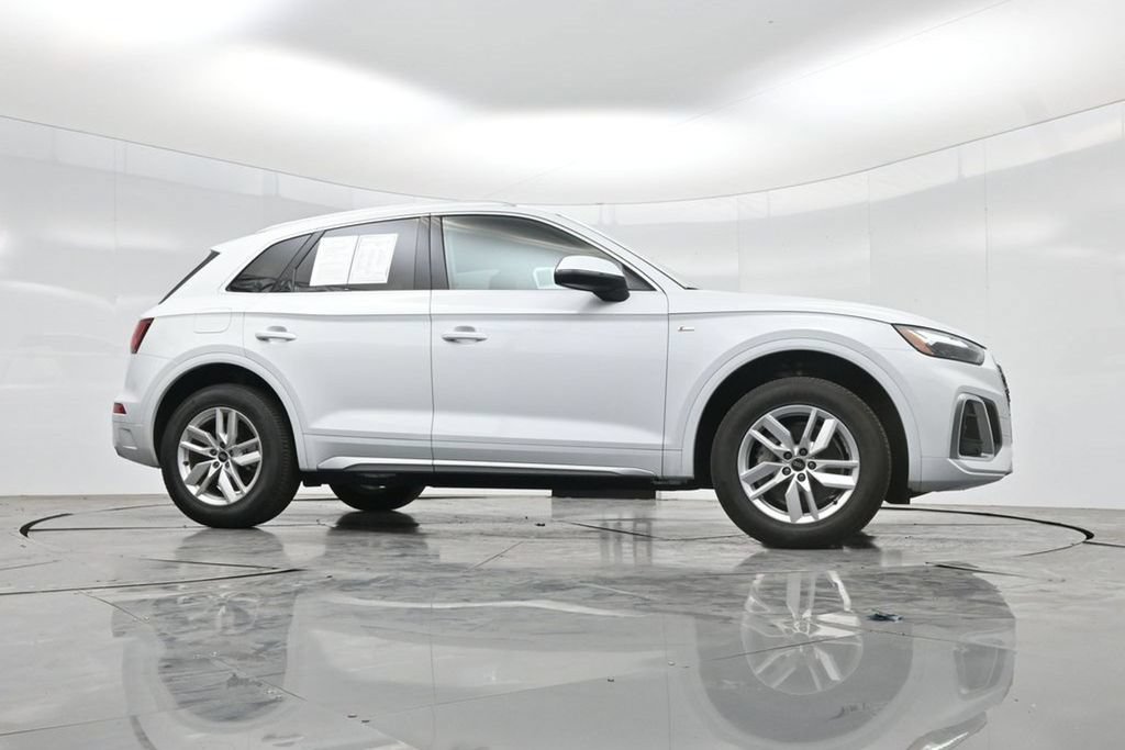 Used 2023 Audi Q5 2.0T Premium w/ Convenience Package AWD/4WD image 54