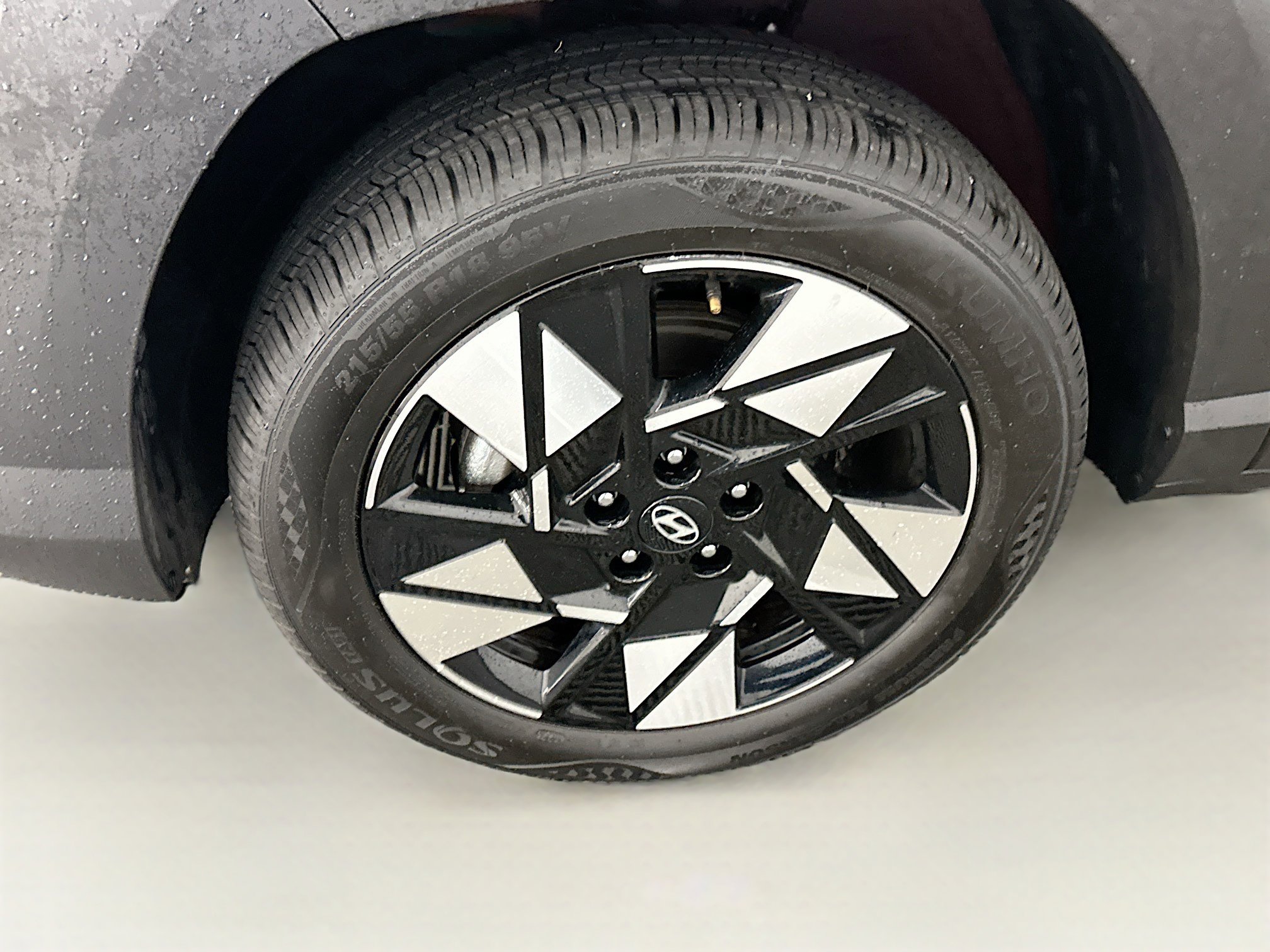 Used 2025 Hyundai Kona SEL image 11