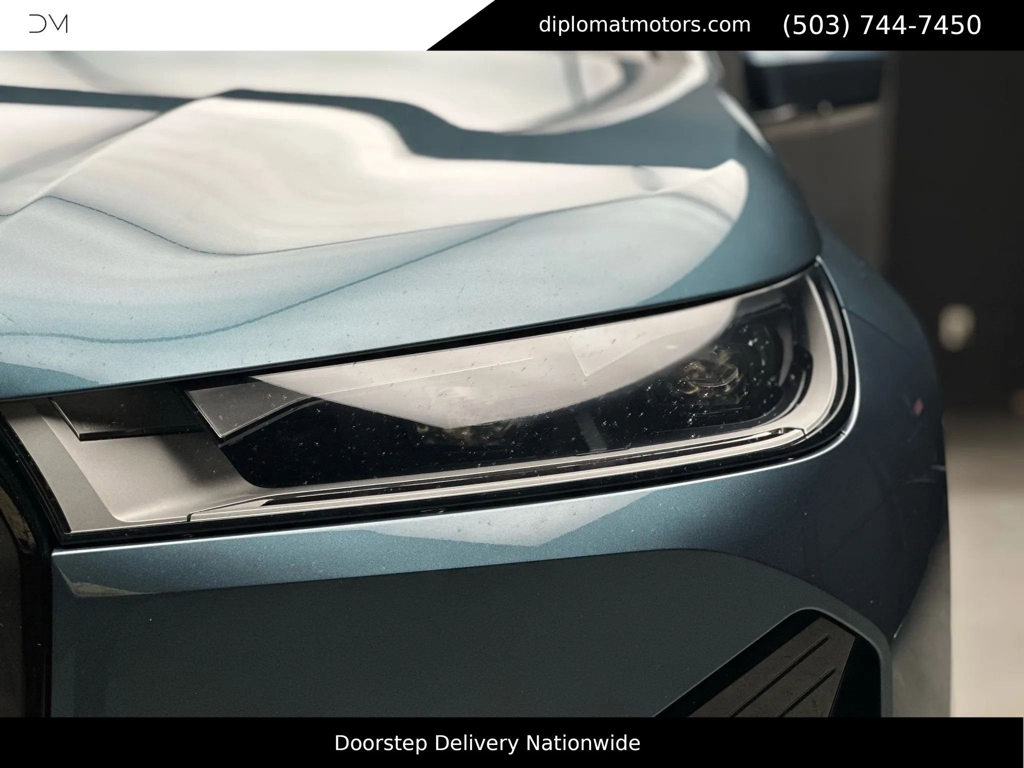 Used 2025 BMW iX xDrive50 w/ Premium Package image 12