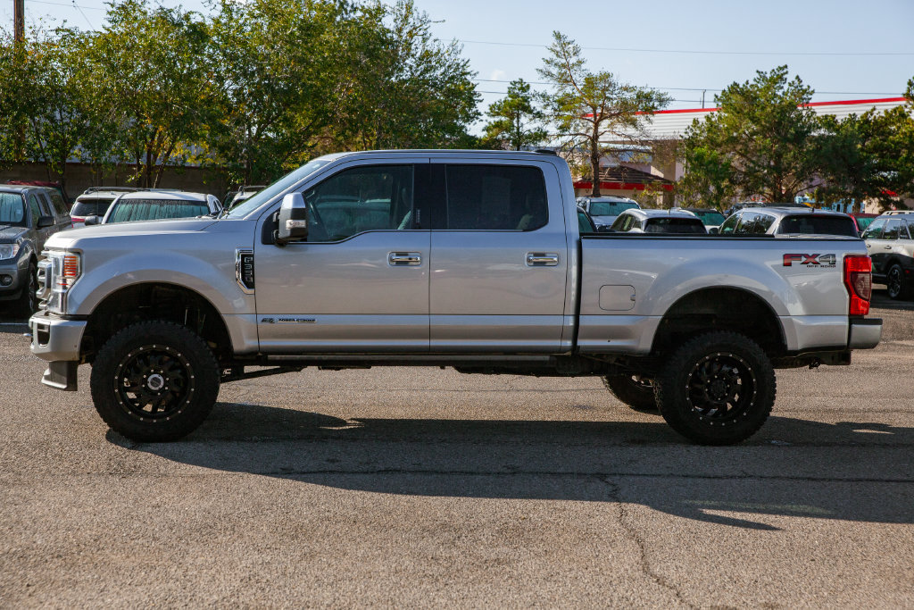 Used 2022 Ford F350 Platinum AWD/4WD image 8