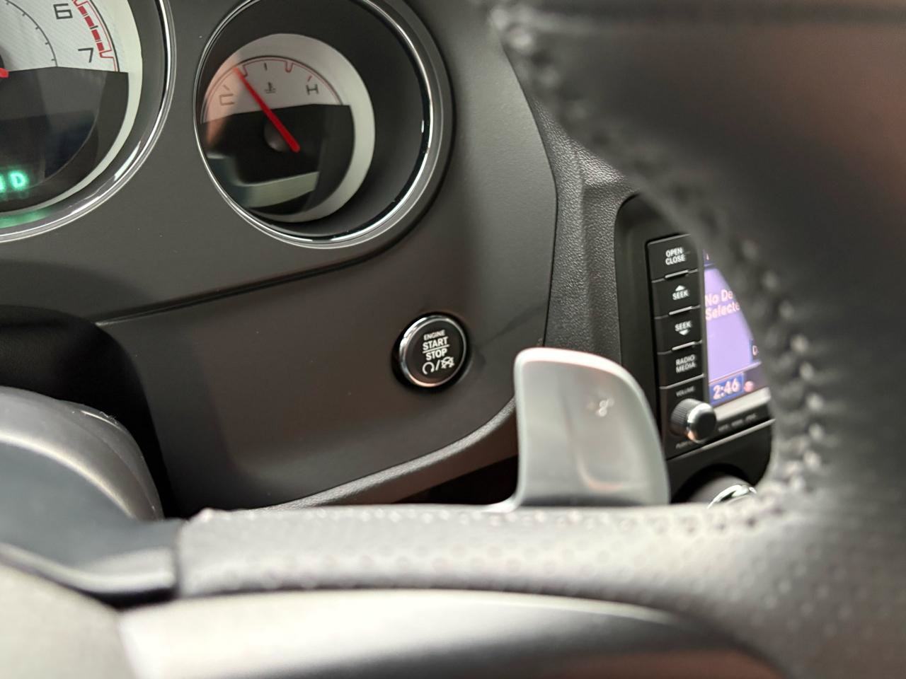 Used 2014 Dodge Challenger R/T RWD image 37