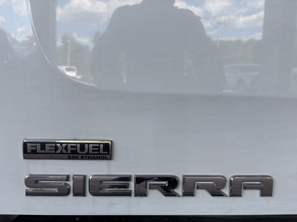 Used 2010 GMC Sierra 1500 W/T AWD/4WD image 7