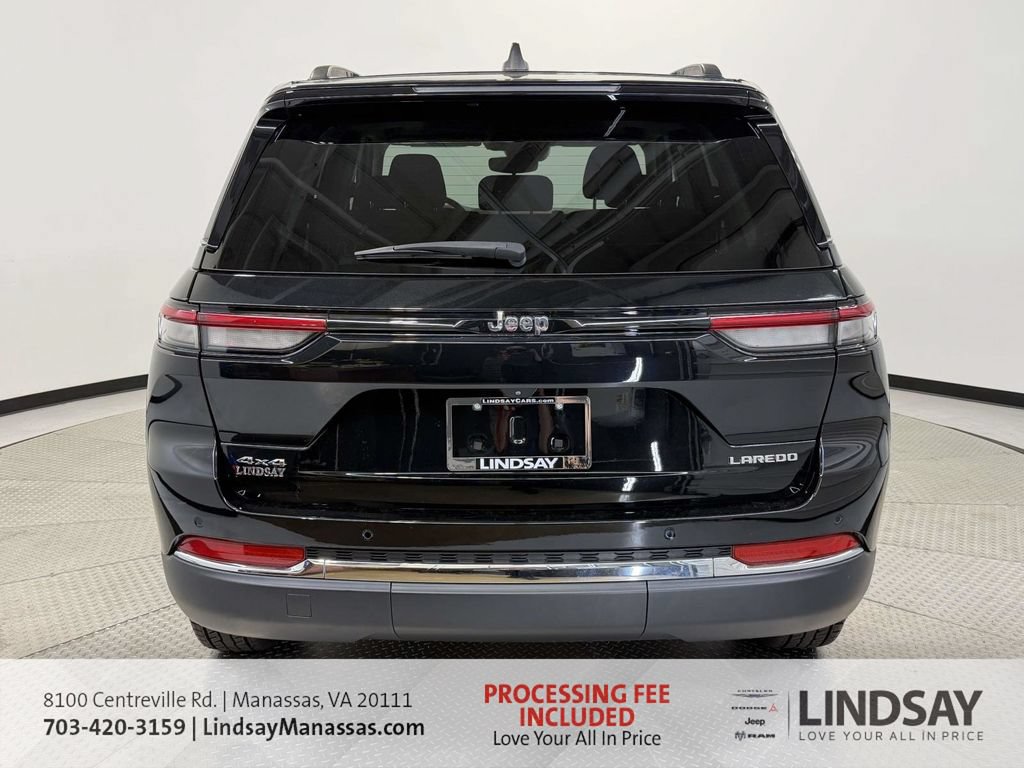Used 2023 Jeep Grand Cherokee Laredo w/ Luxury Tech Group I AWD/4WD image 8