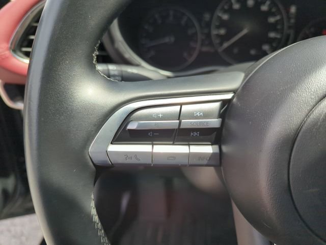 Used 2019 MAZDA MAZDA3 Hatchback w/ Premium Package image 21