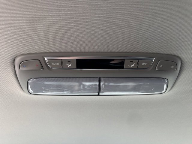 Used 2023 Kia Telluride S image 15