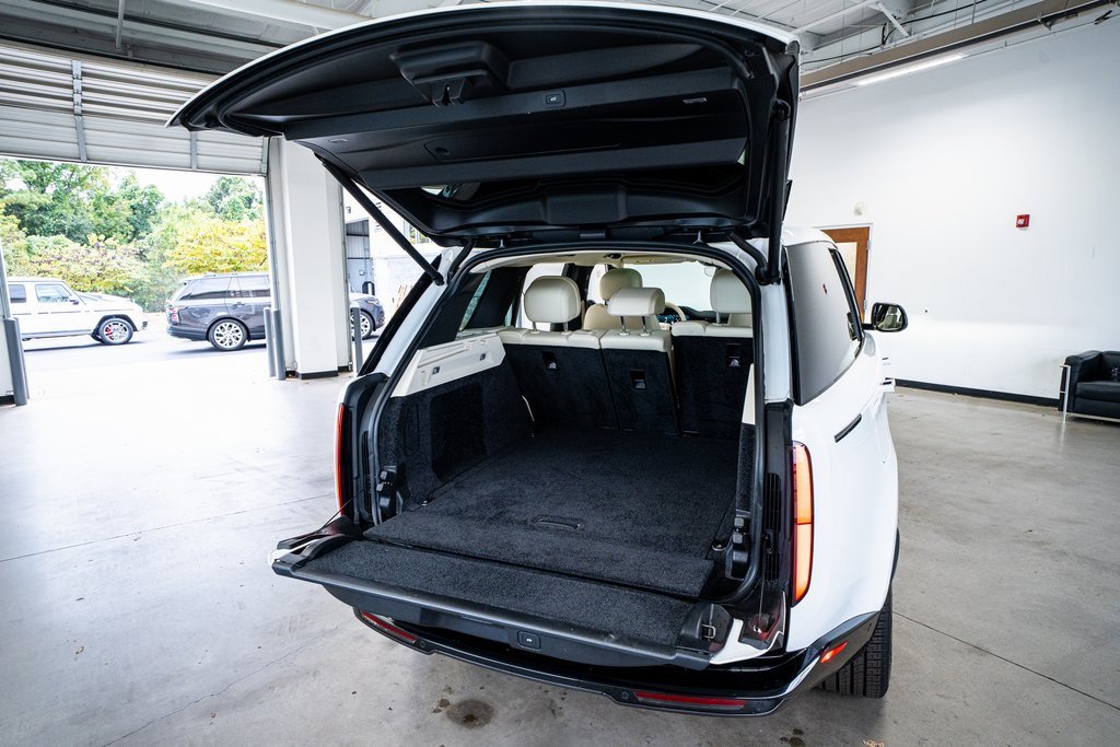 Used 2024 Land Rover Range Rover SE image 57