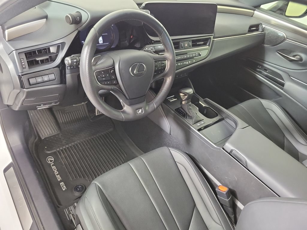 Used 2024 Lexus ES 300h F Sport w/ Accessory Package (Z2) FWD image 11