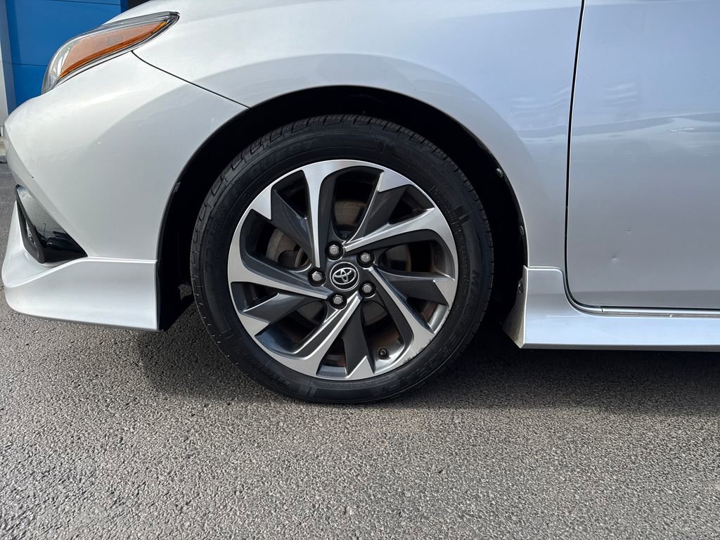 Used 2018 Toyota Corolla iM image 28