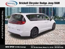 Used 2021 Chrysler Voyager Lxi FWD image 29