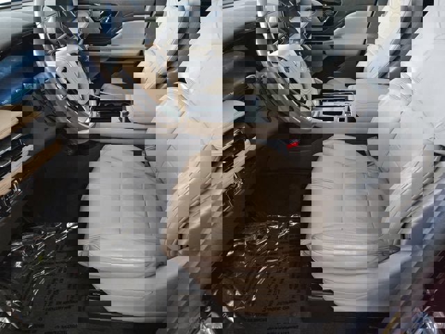 Used 2020 Lincoln Aviator Reserve w/ Equipment Group 202A image 24