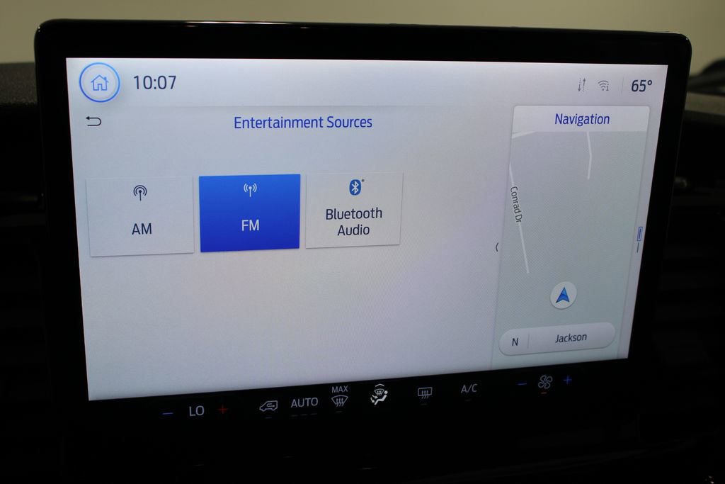 Used 2023 Ford Transit 350 XLT image 44