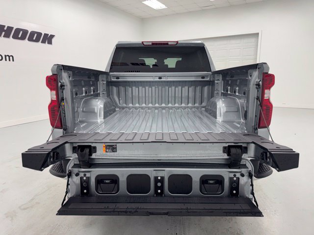 New 2026 Chevrolet Silverado 1500 LT w/ LPO, Liner Protection Package AWD/4WD image 31