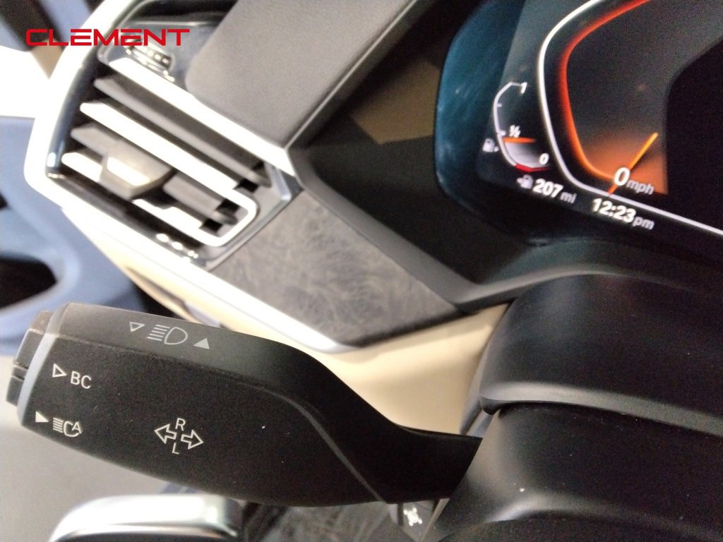 Used 2021 BMW X7 xDrive40i w/ Premium Package image 13