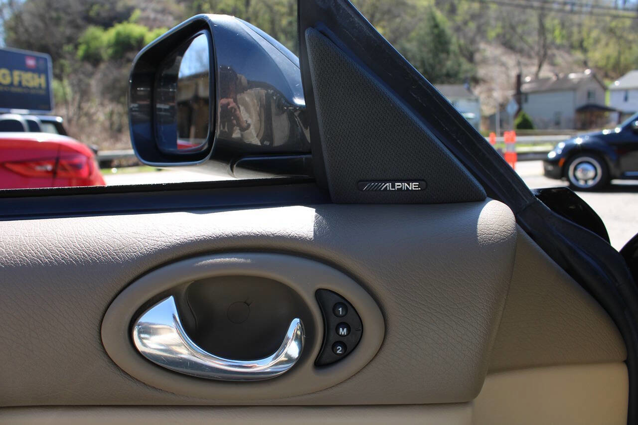 Used 2004 Jaguar XK8 Convertible image 25