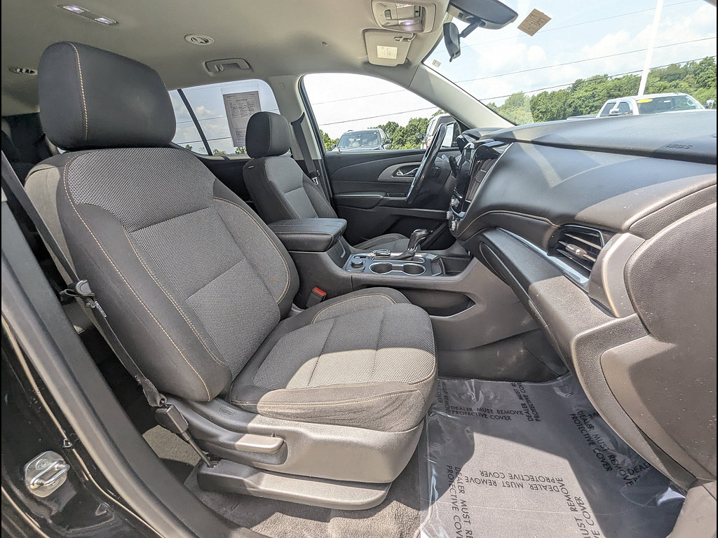Used 2019 Chevrolet Traverse LT w/ LPO, Floor Liner Package AWD/4WD image 19