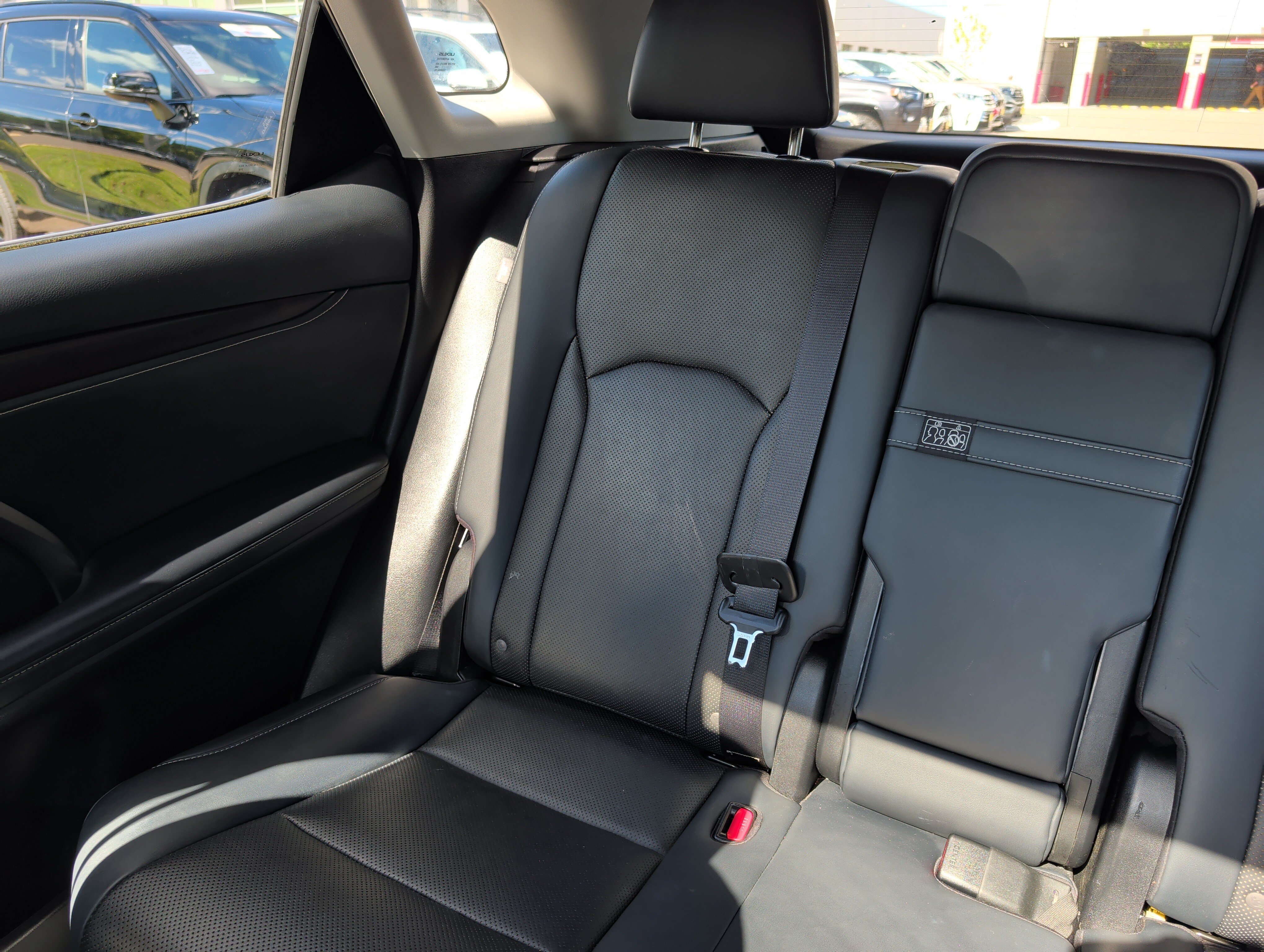 Used 2021 Lexus RX 450h AWD w/ Premium Package image 12