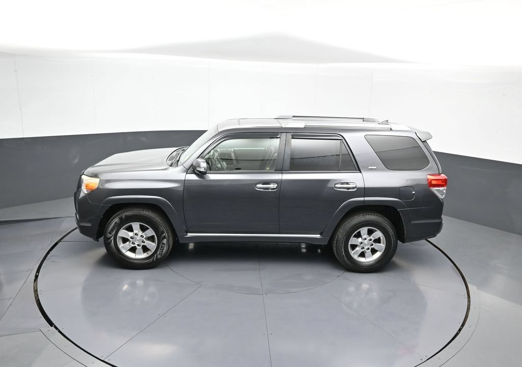 Used 2011 Toyota 4Runner SR5 w/ Premium Pkg w/Leather AWD/4WD image 40