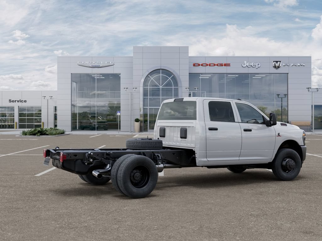 New 2026 RAM 3500 Tradesman AWD/4WD image 4