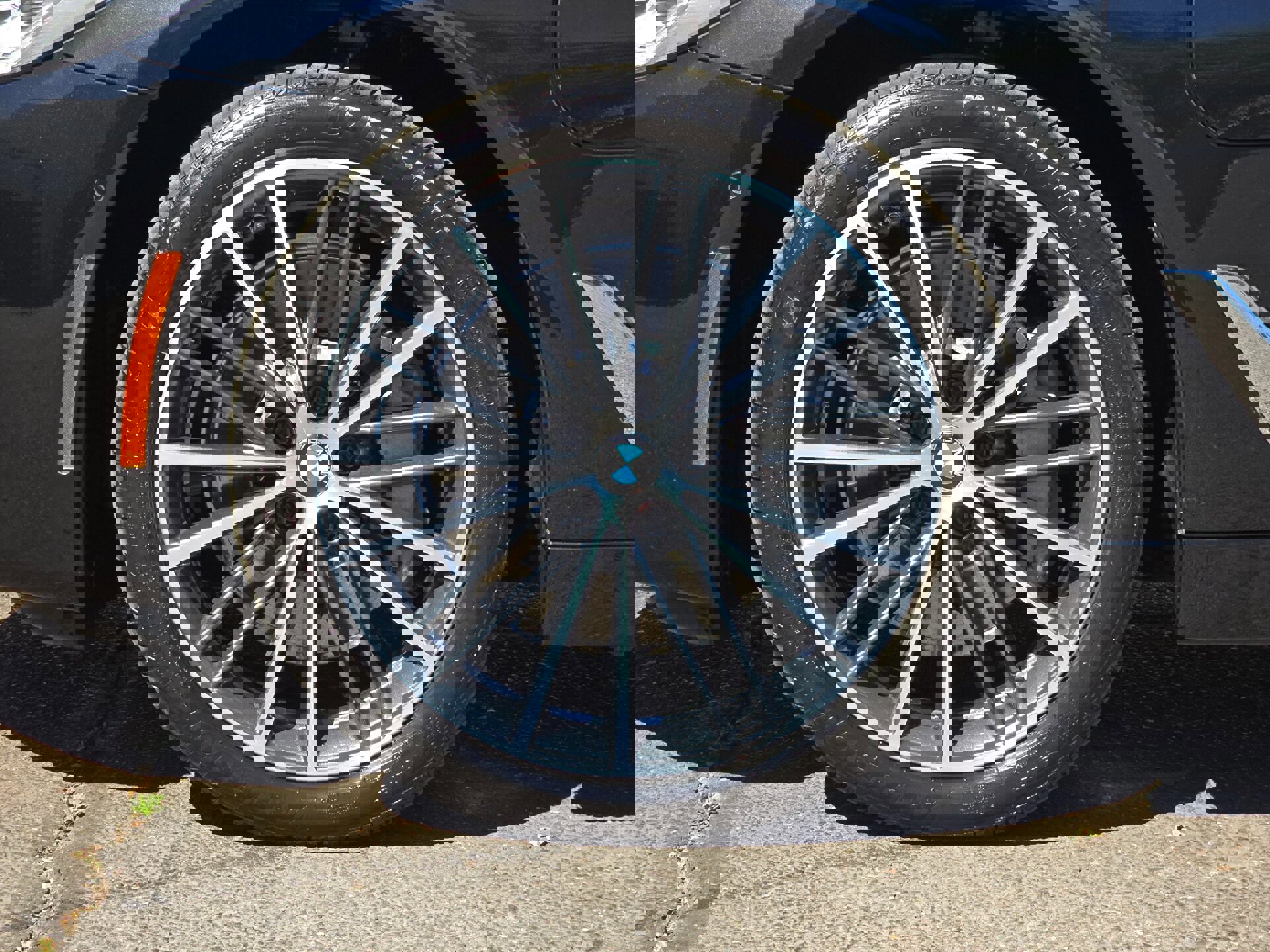 Used 2021 BMW 530e w/ Parking Assistance Package image 43