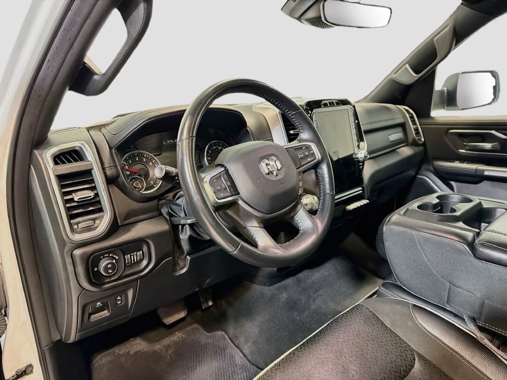 Used 2023 RAM 1500 Laramie AWD/4WD image 11