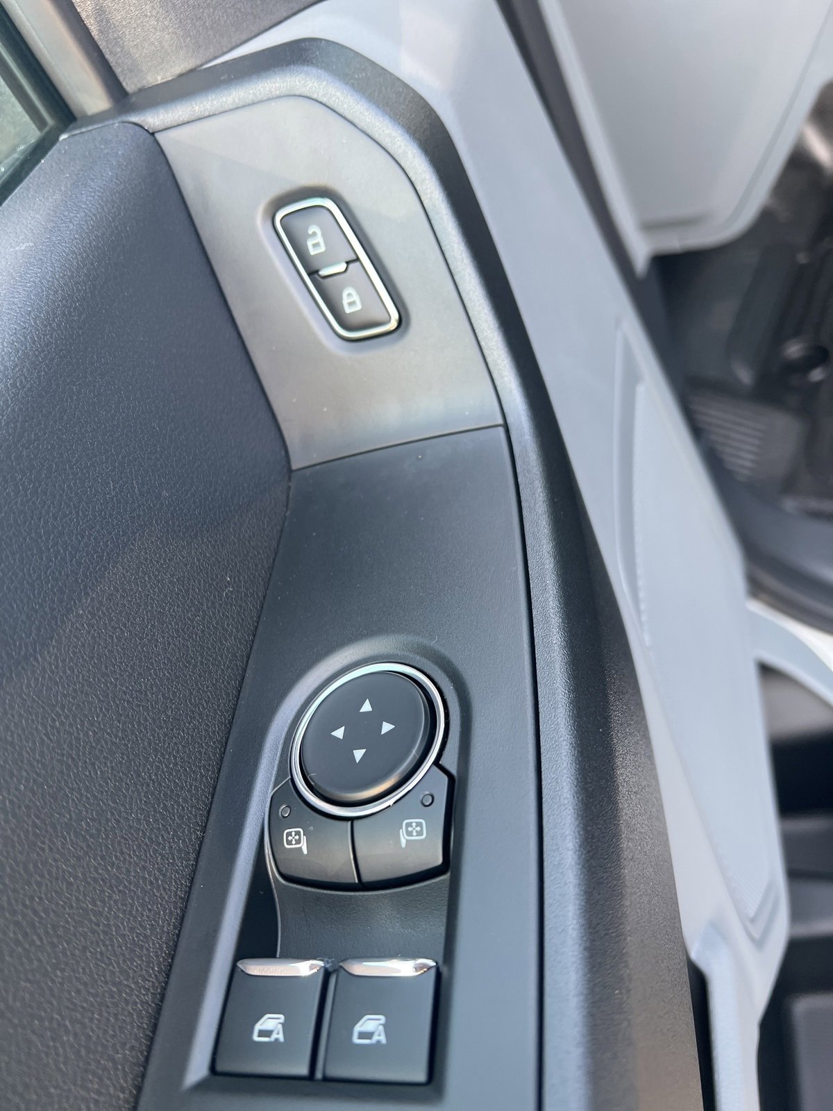 New 2026 Ford F350 4x4 Regular Cab Super Duty image 12