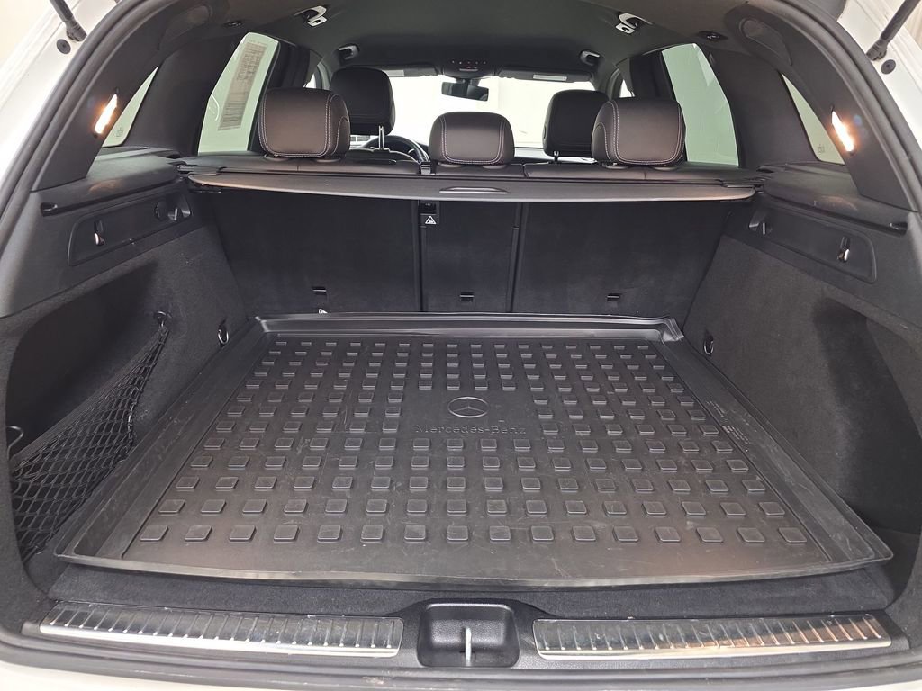 Used 2021 Mercedes-Benz GLC 300 4MATIC image 28