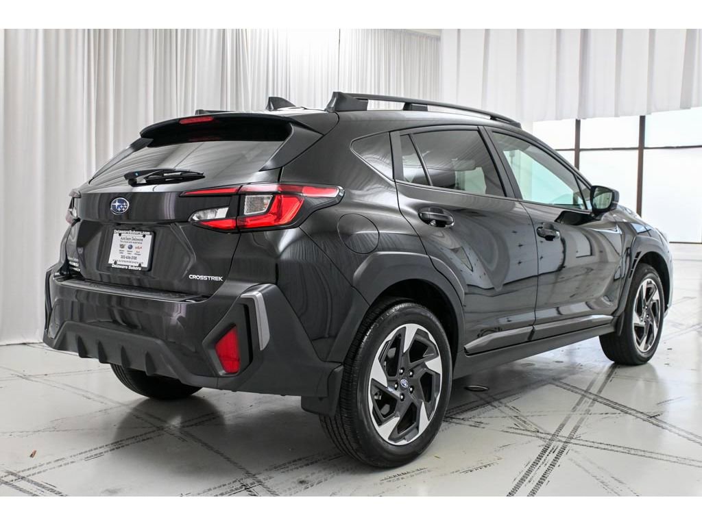 Used 2025 Subaru Crosstrek 2.5i Limited w/ Crosstrek Mirror Package image 7