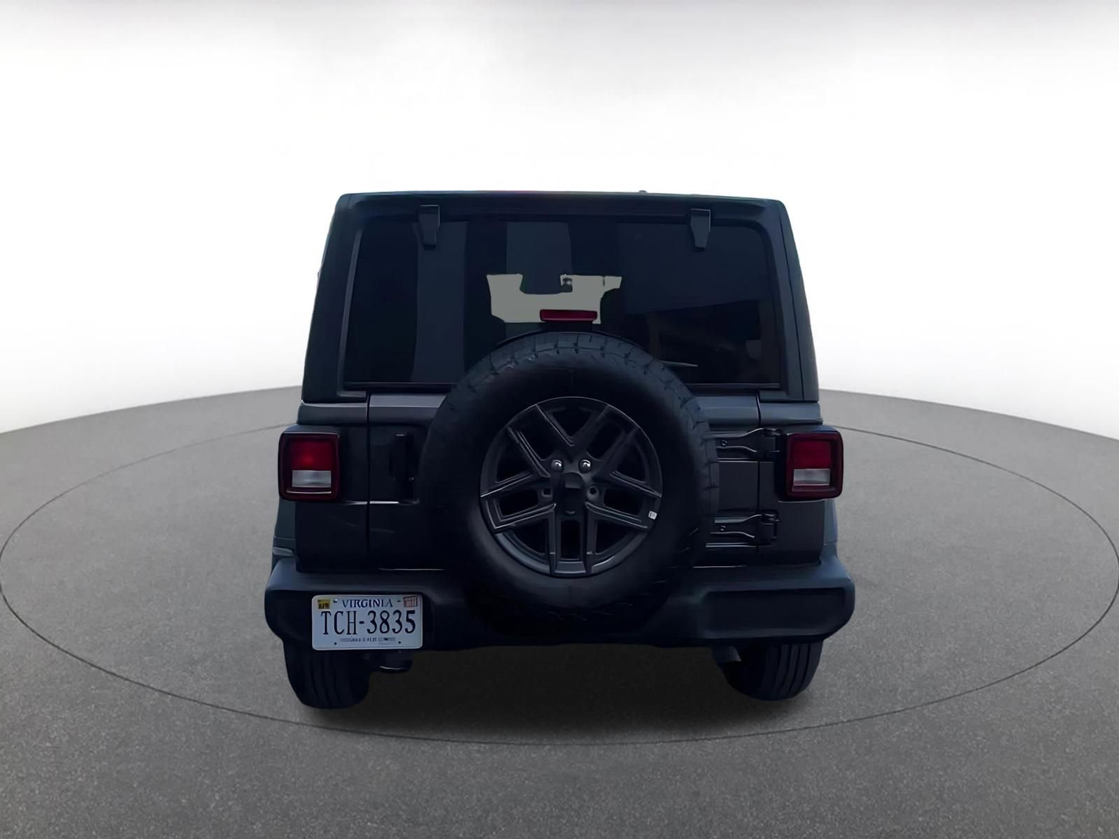 Used 2025 Jeep Wrangler Sport S image 11