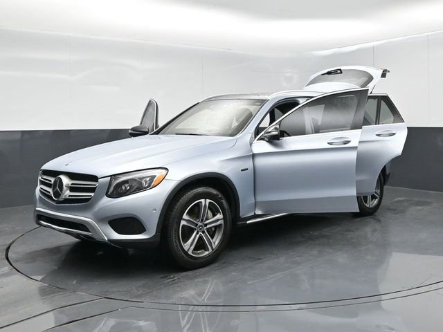Used 2018 Mercedes-Benz GLC 350e 4MATIC image 64