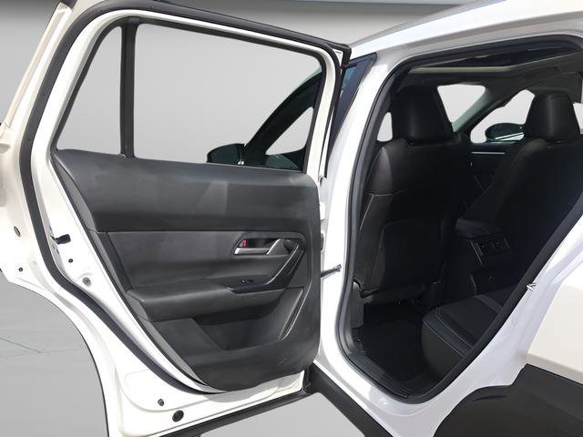 Used 2025 MAZDA CX-50 AWD 2.5 S w/ Premium Package image 12