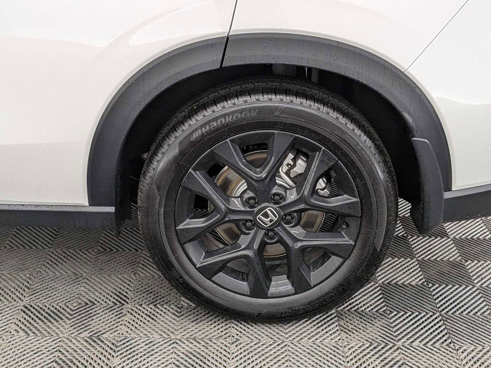 Used 2025 Honda HR-V Sport image 14