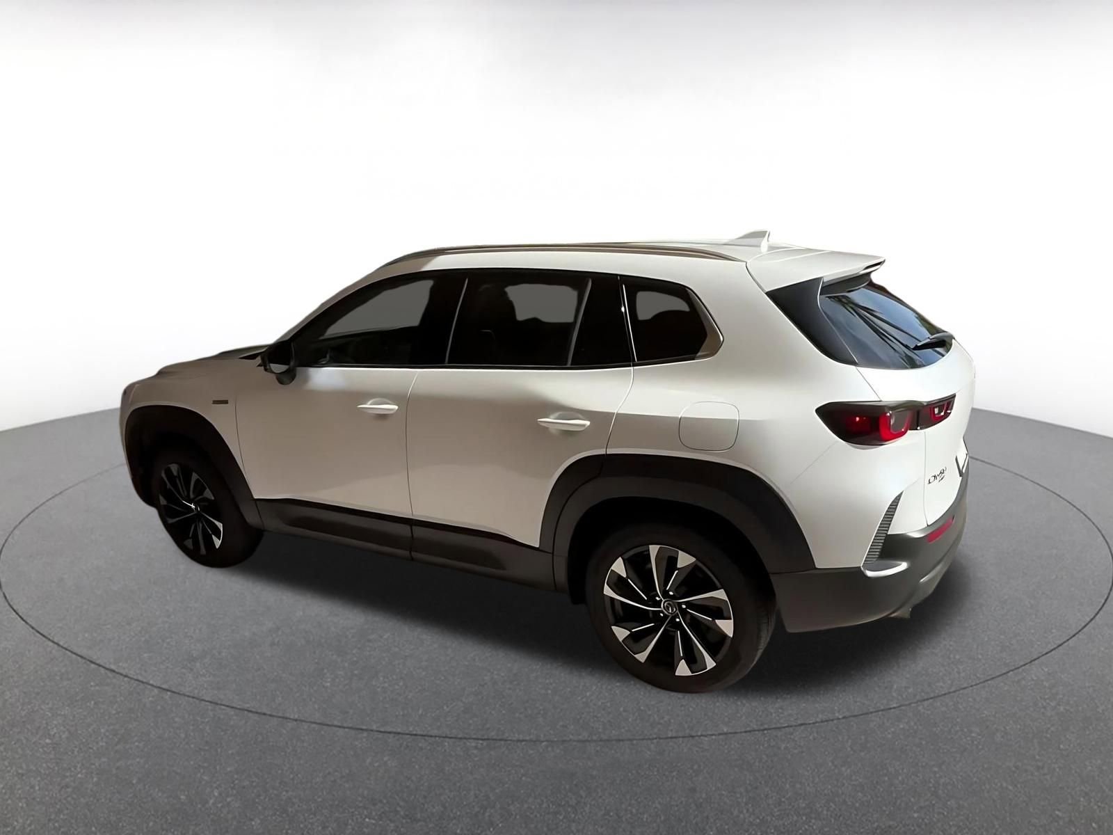 Used 2025 MAZDA CX-50 2.5 Hybrid w/ Premium Plus Pkg image 10