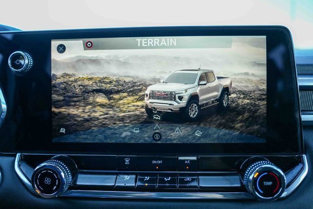 Used 2024 GMC Canyon Elevation image 44