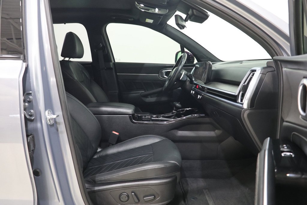 Used 2024 Kia Sorento SX Prestige AWD/4WD image 39