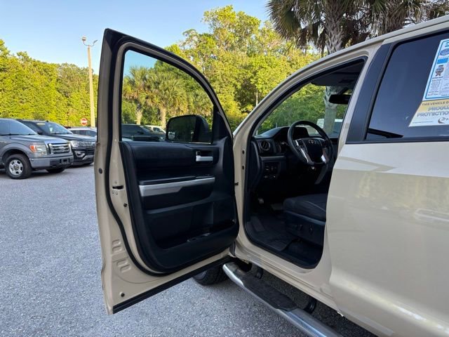 Used 2017 Toyota Tundra SR5 w/ SR5 Upgrade Package image 9