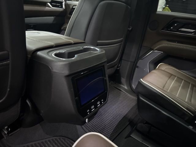 Used 2025 GMC Yukon Denali Ultimate image 21