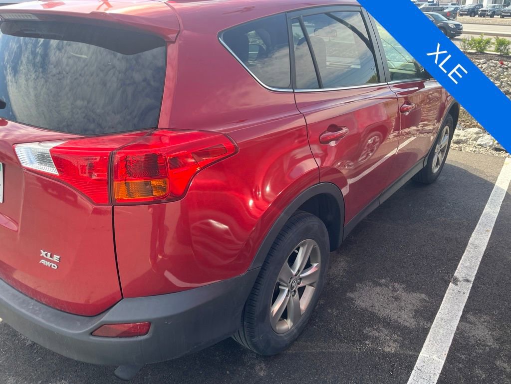 Used 2015 Toyota RAV4 XLE AWD/4WD image 5