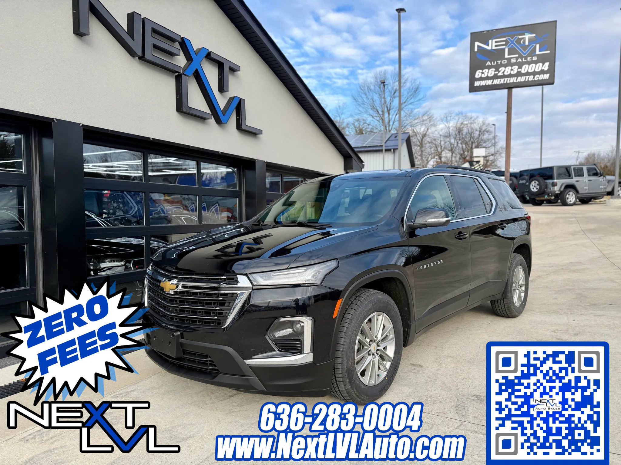 Used 2022 Chevrolet Traverse LT image 1