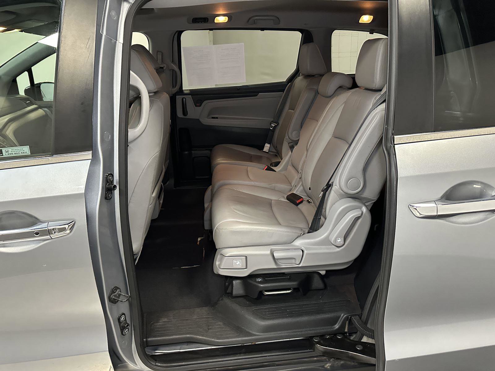 Used 2021 Honda Odyssey EX-L image 29