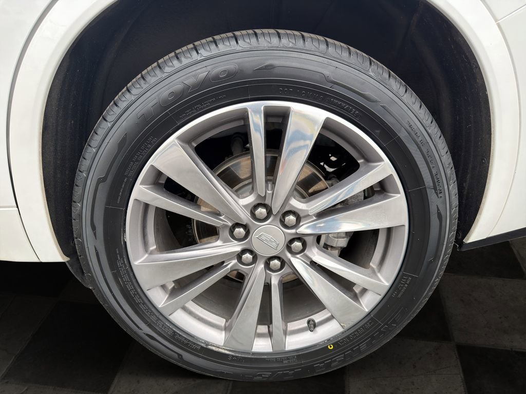 Certified 2021 Cadillac XT6 Premium Luxury w/ Platinum Package image 10