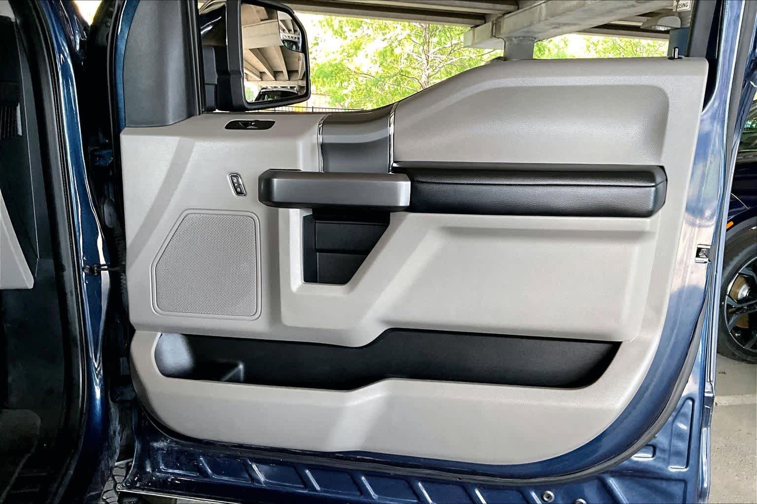 Used 2020 Ford F150 XLT w/ Equipment Group 302A Luxury AWD/4WD image 22
