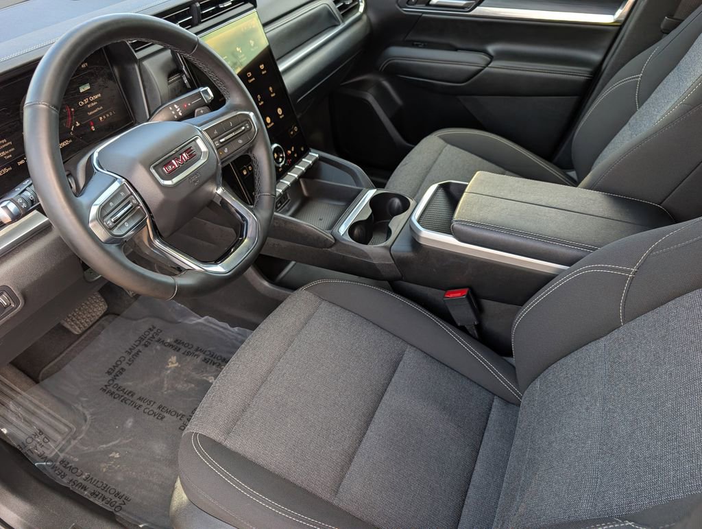 Used 2025 GMC Terrain Elevation image 11
