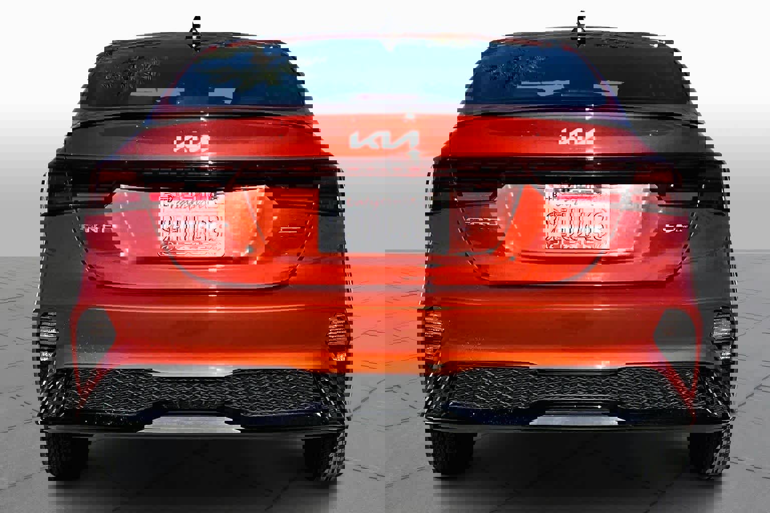 Used 2023 Kia Forte GT-Line w/ GT-Line Premium Package image 4