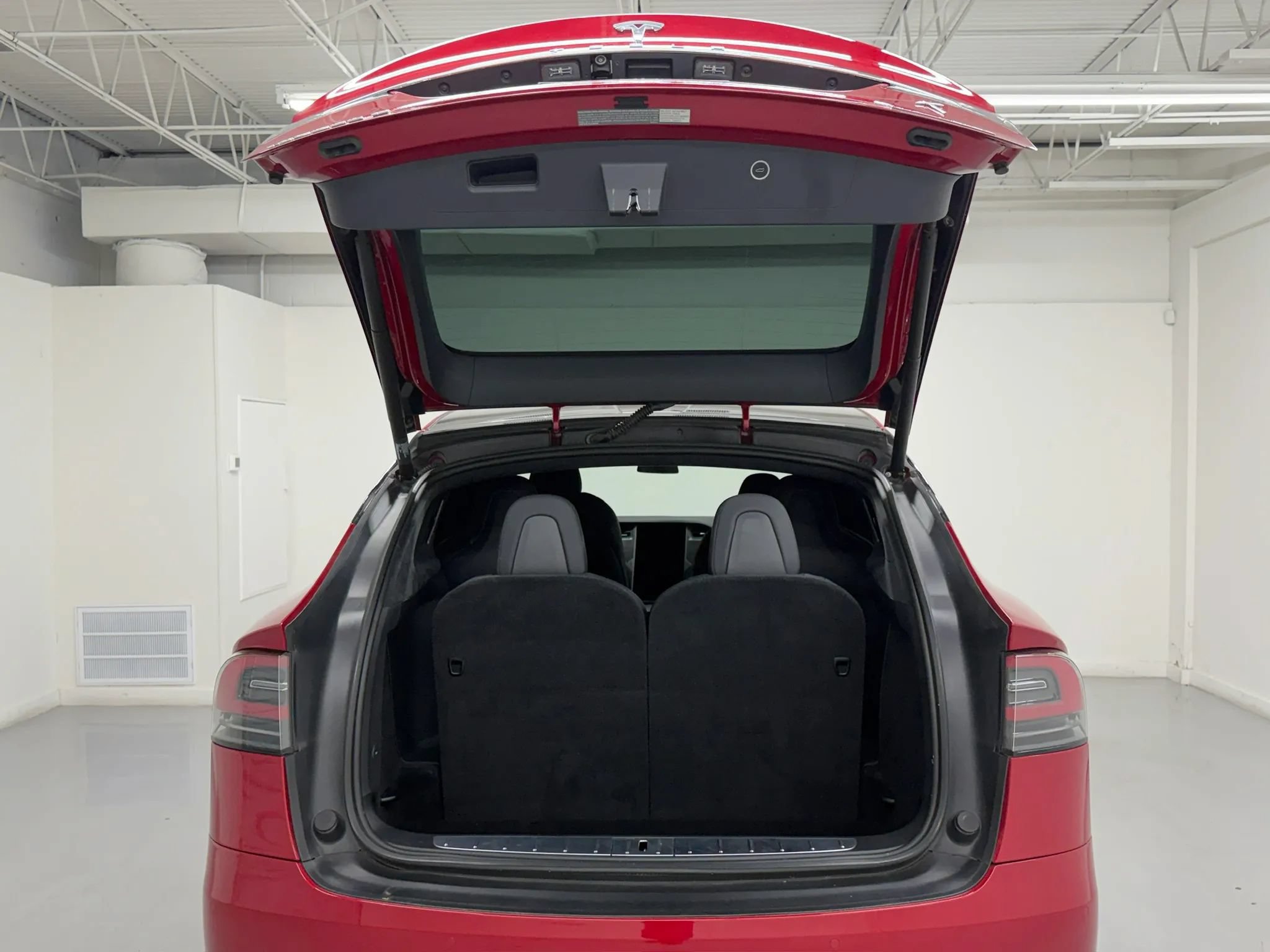 Used 2020 Tesla Model X Performance AWD/4WD image 41
