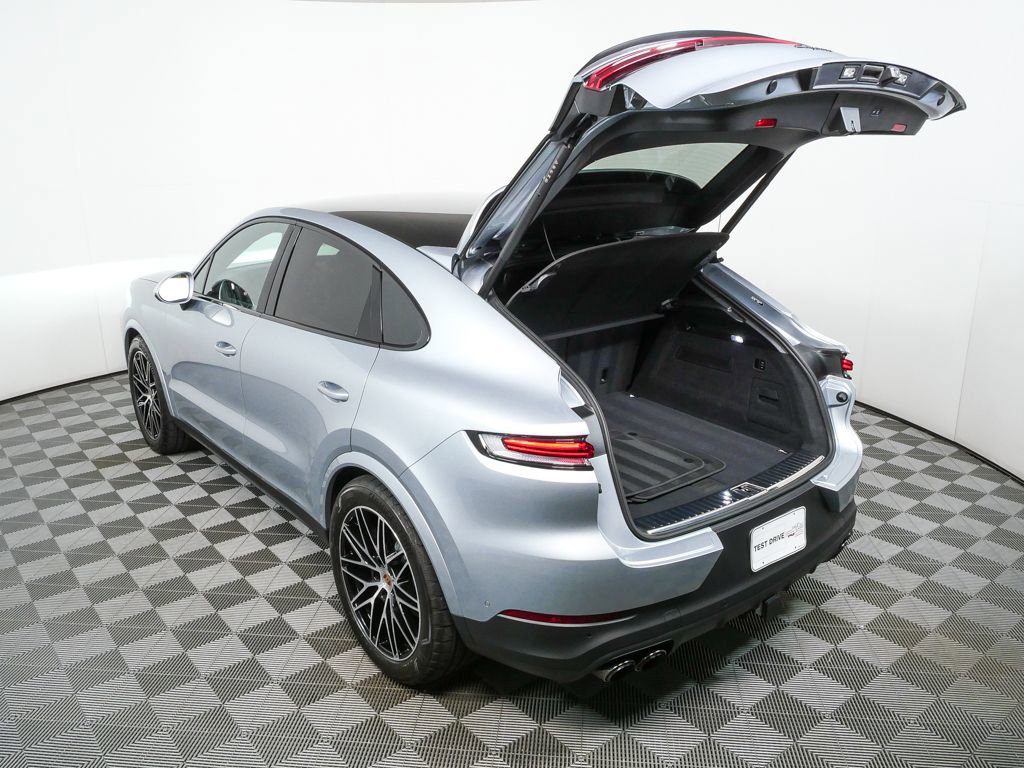 Certified 2026 Porsche Cayenne Coupe image 34