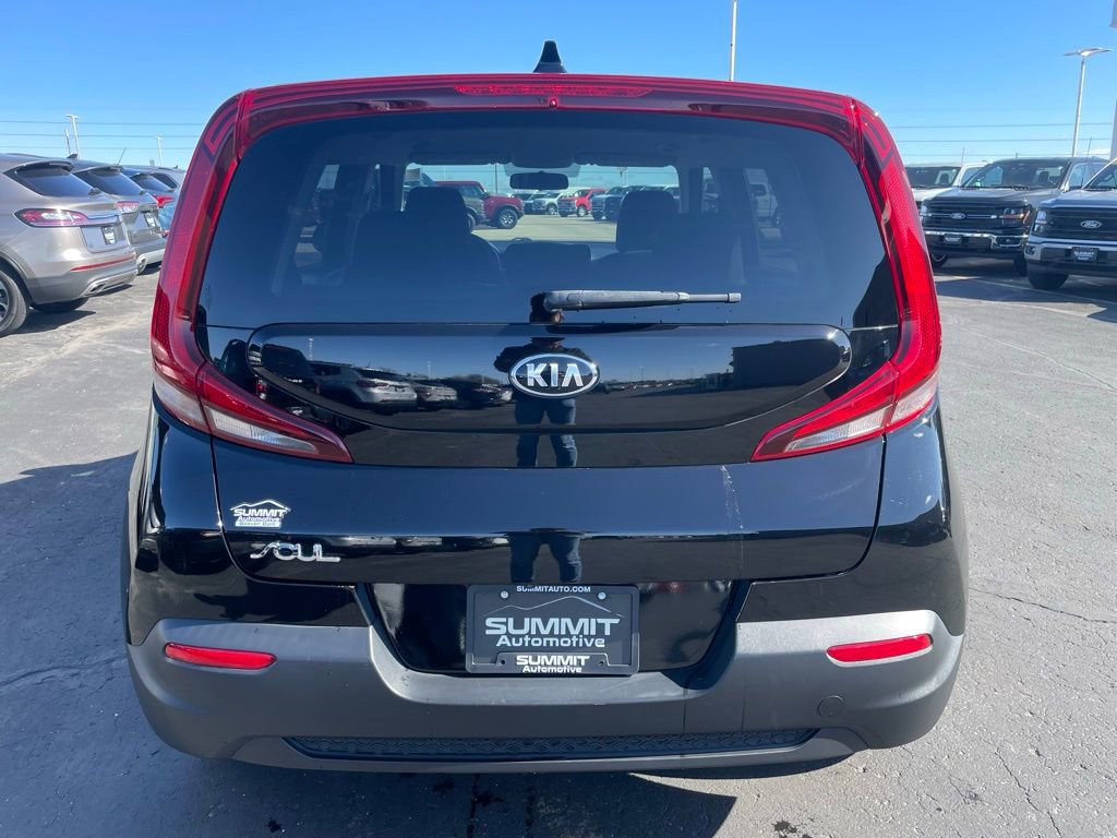Used 2020 Kia Soul LX FWD image 26