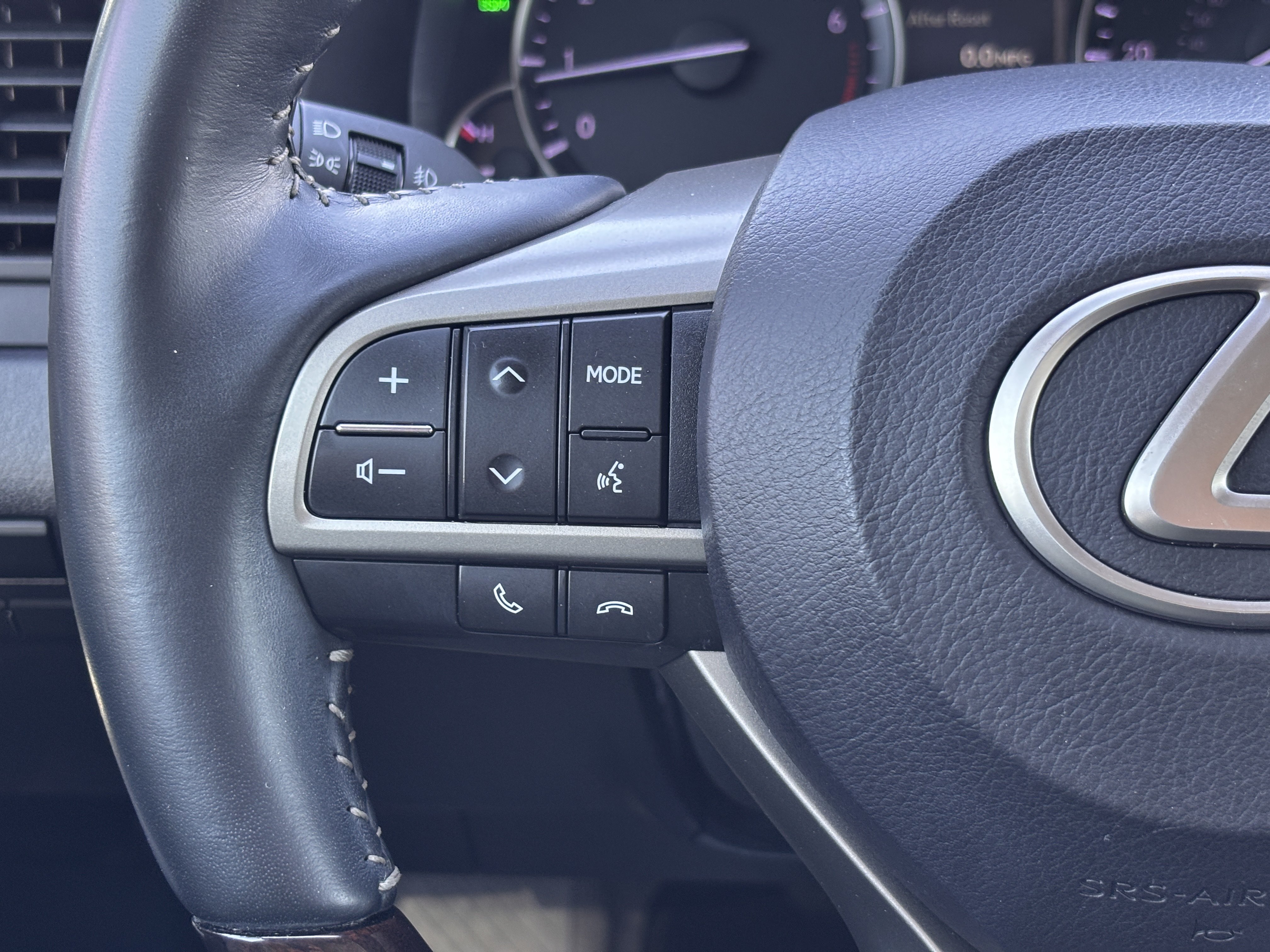 Used 2018 Lexus RX 350 FWD w/ Premium Package image 20