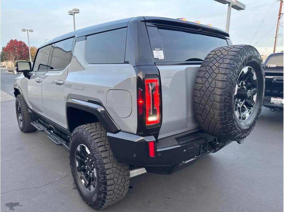 Used 2024 GMC Hummer EV 2X w/ Extreme Off-Road Package image 7